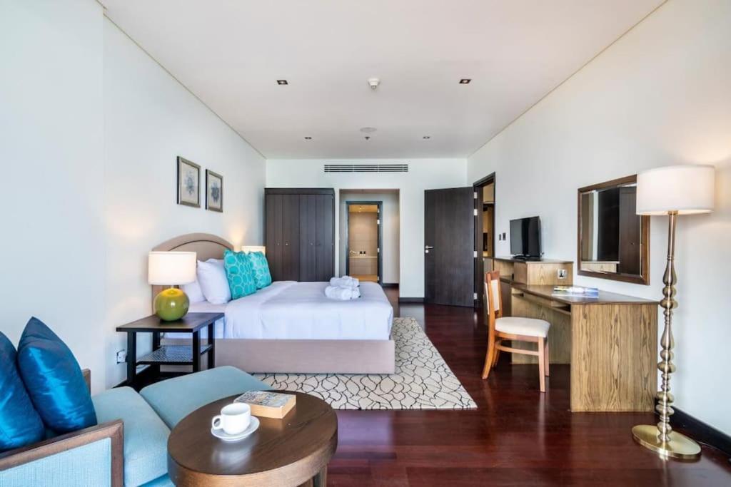 Marvelous Private Beach Apartment In Palm Dubai Within Anantara 5 Star Resort Bagian luar foto